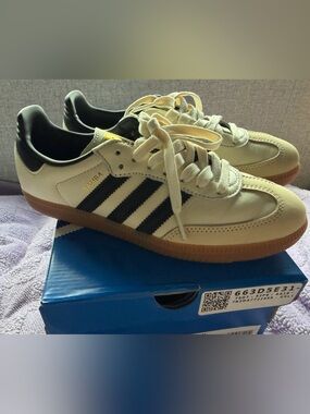 Adidas Samba OG Women's Sneakers - Cream and Black size 7